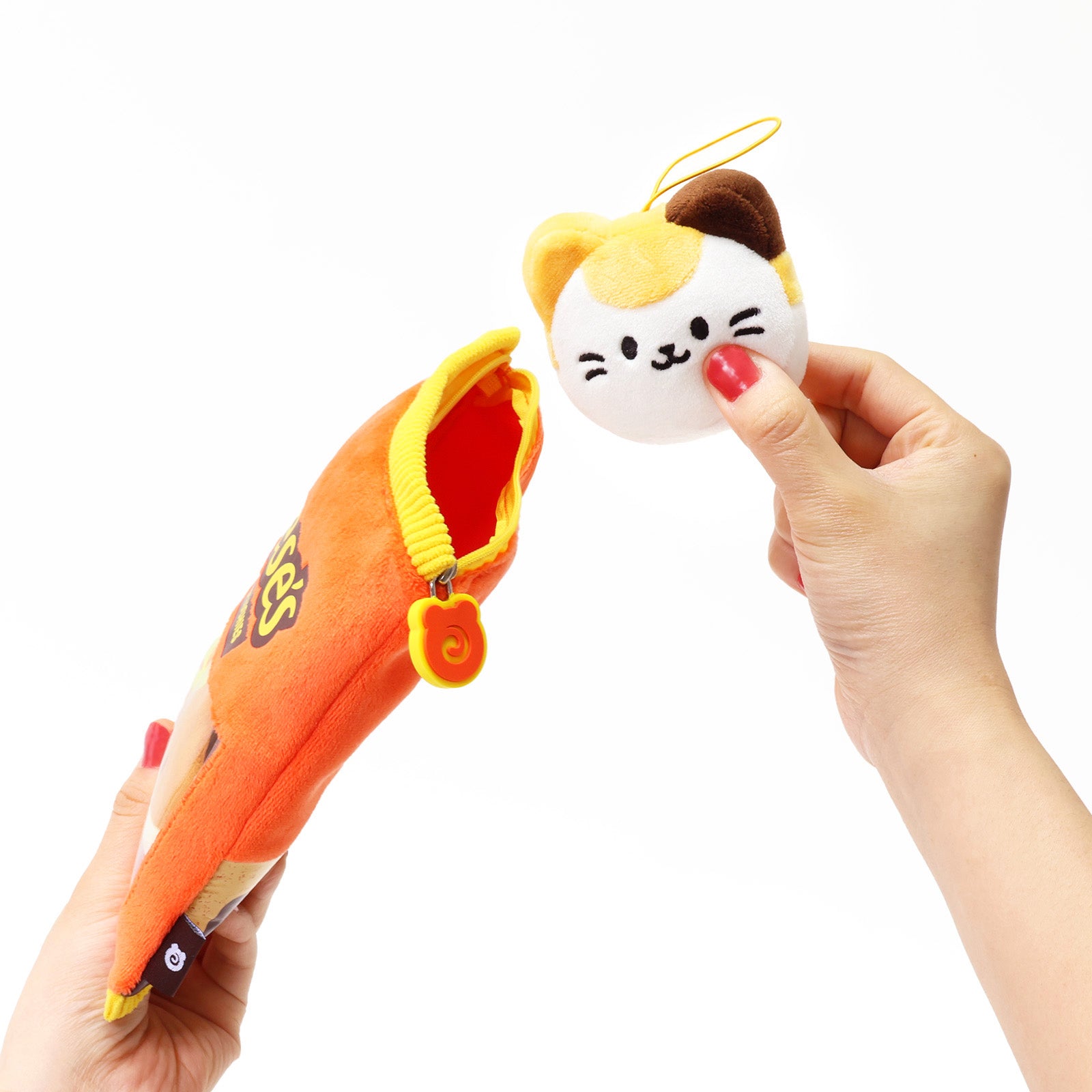 Reese's Snack Bag – Mini Plush Keychain Set