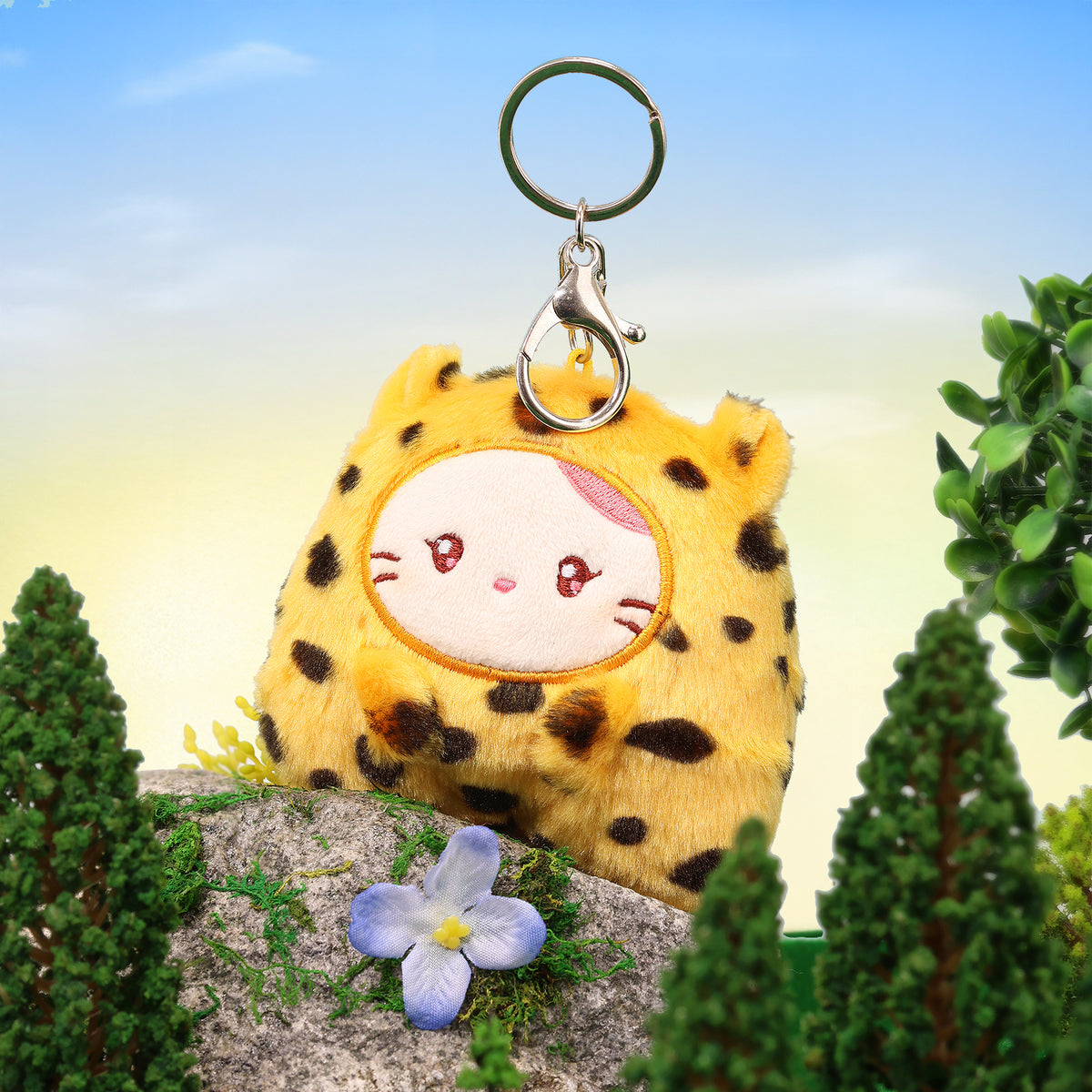 Miniz Leopard Kittiroll Plush Charm