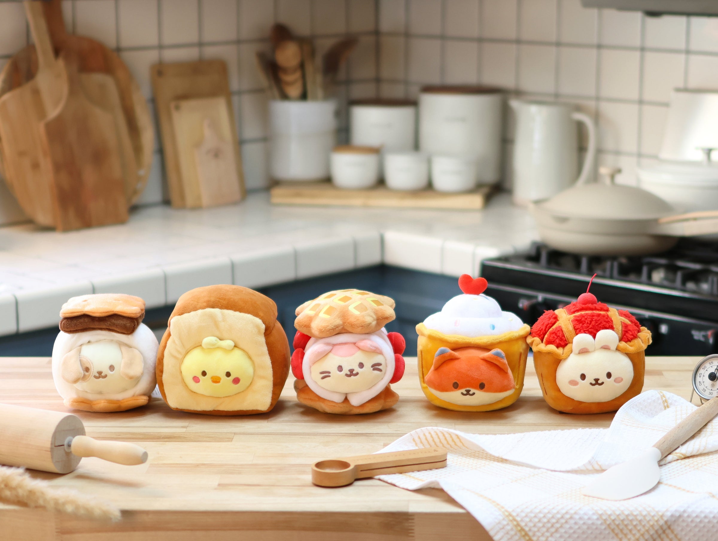 Cupcake Foxiroll Small Outfitz Plush