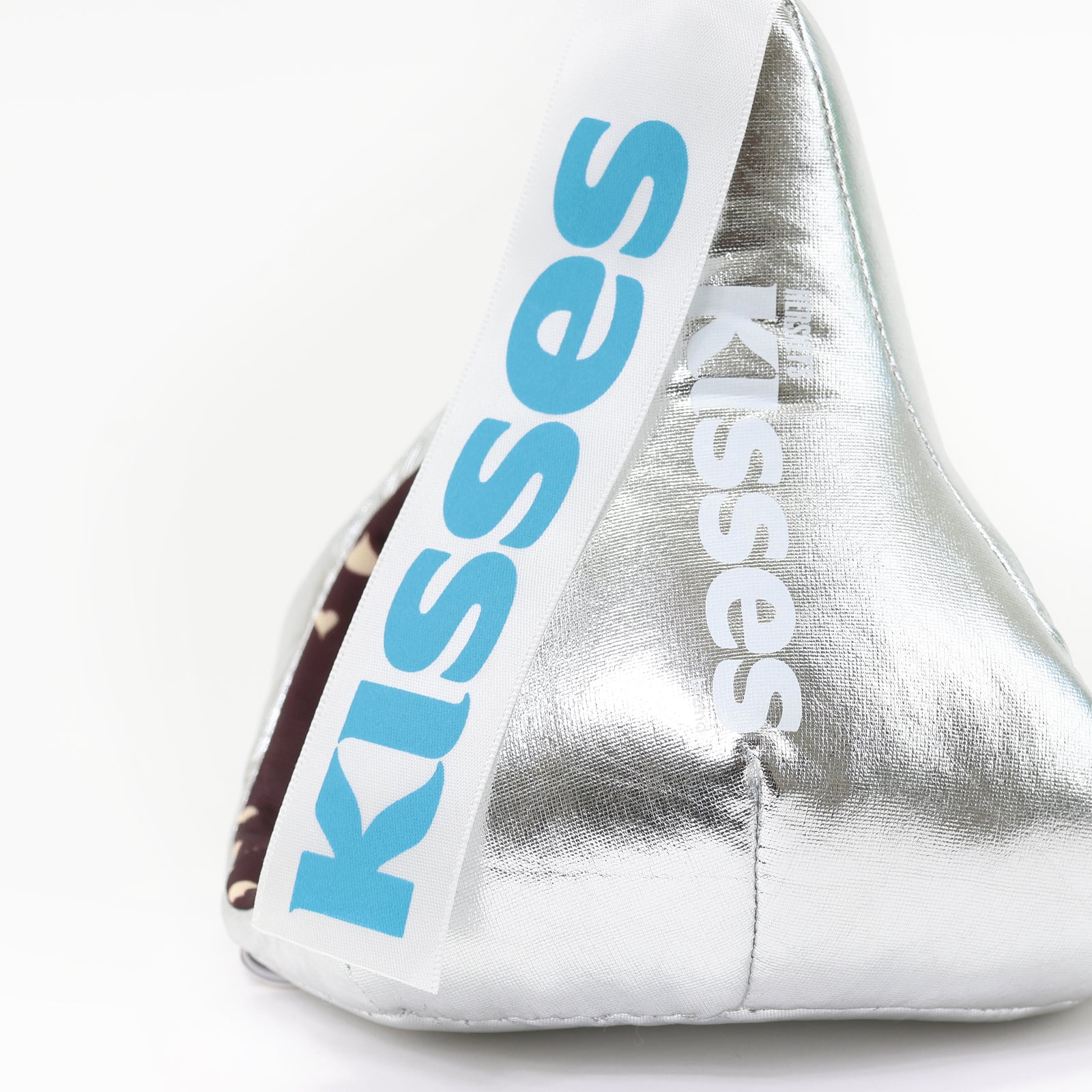 Silver Kisses (Outfitz only) - Small